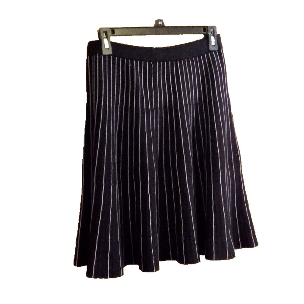 Chelsea & Theodore Skater Skirt Womens Size L Knit Black White Grid Pattern